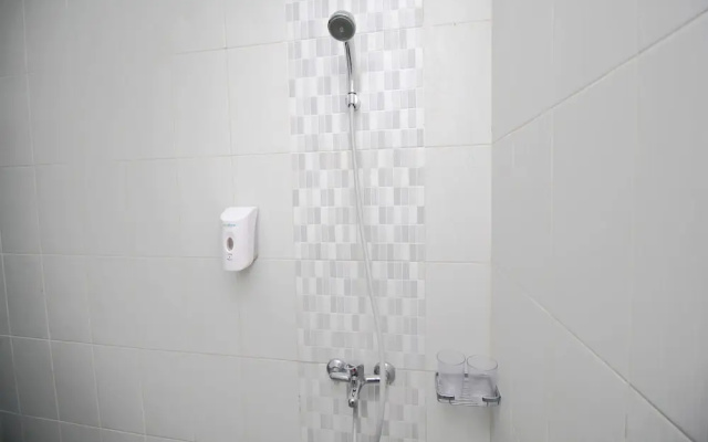 Airy Simpang Lima Anggrek Satu 18 Semarang