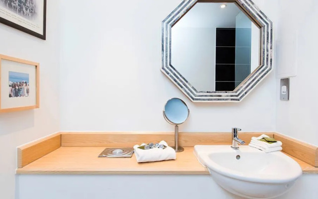 Cosy 1br flat in Kennington