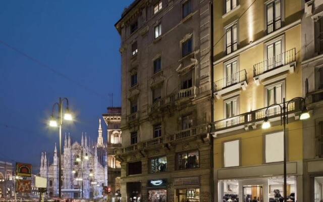 Отель Una Maison Milano Италия, Милан - 1 отзыв об отеле, цены и фото номеров - забронировать отель Una Maison Milano онлайн вид на фасад