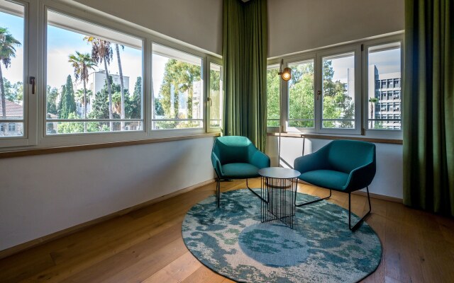 The Schumacher Hotel Haifa Израиль, Хайфа - отзывы, цены и фото номеров - забронировать отель The Schumacher Hotel Haifa онлайн комната для гостей