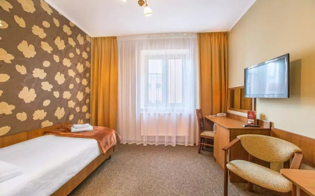 Hotel Bristol
