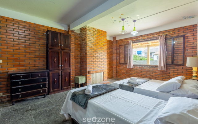 Large 3-bedroom House in Penha Sel0068