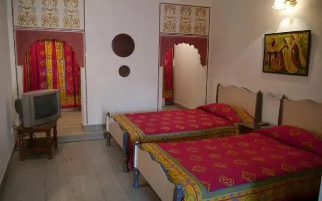 Nana Ki Haveli Hotel