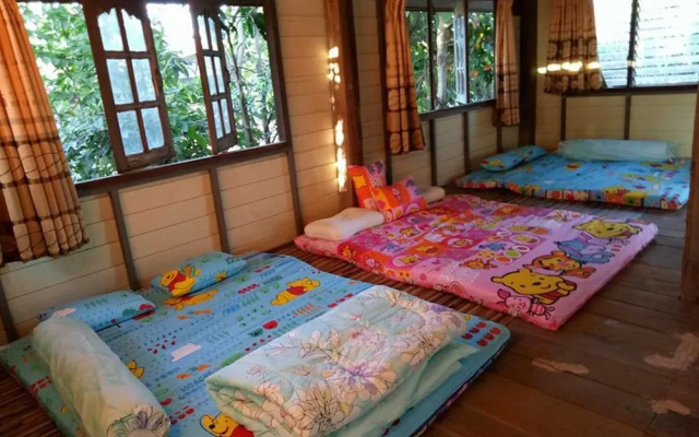 Heuan Kru Noi Homestay