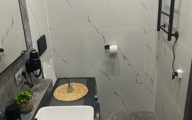 2ROOMS (2РУМС) на площади Сенная