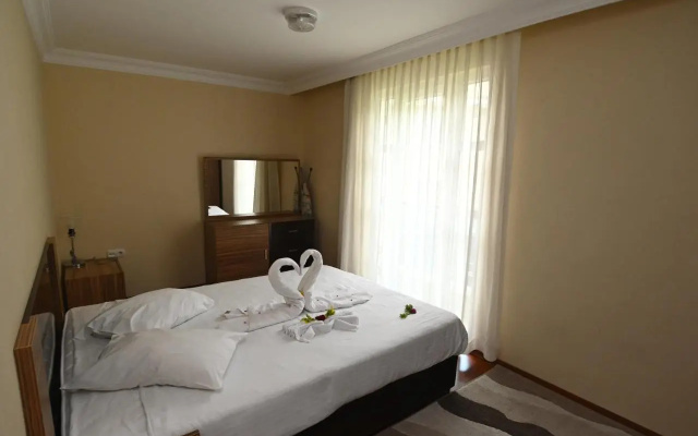 Sarot Thermal Vadi Tatil Koyu