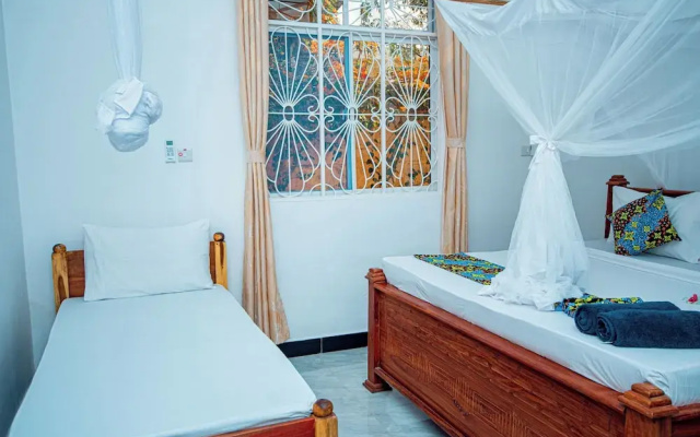 Pongwe Beachfront Villa