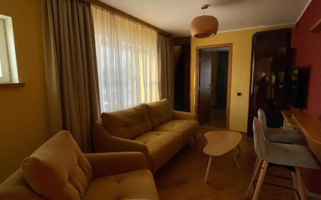 "Indian Summer" Apartment