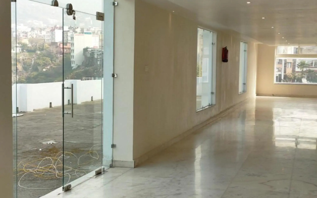 Oyo 76836 Hotel Meridian
