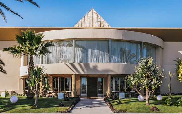 Отель Iberostar Fuerteventura Palace - Adults Only вид на фасад
