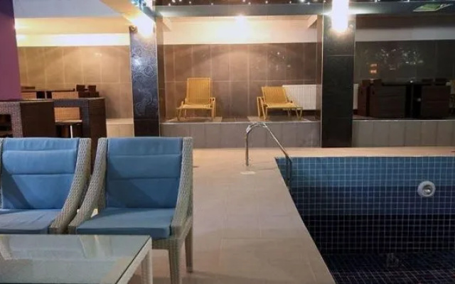 Samarina Resort