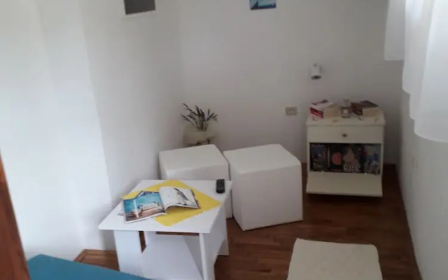 Studio Apartment Maya