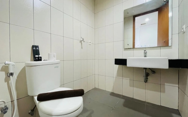 Cozy Studio Room At Dago Suites Apartment