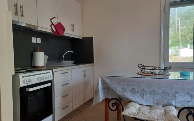 Nikiana's View, 3 Bedroom Luxury Apartment