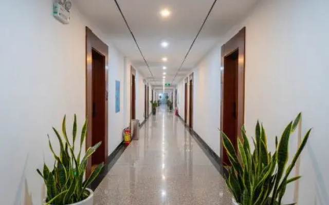 Jiarong Apartment Hotel (Changsha University of Technology Yuntang Branch)
