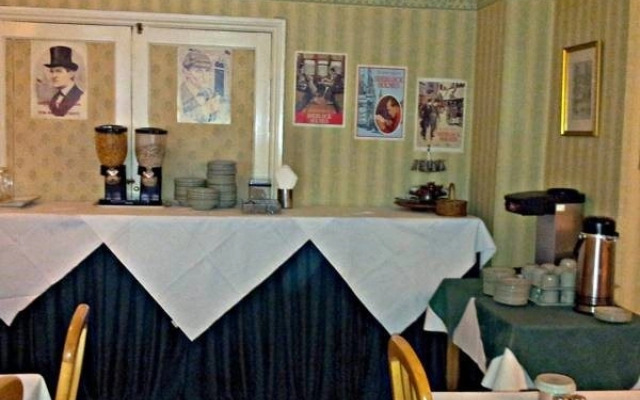 The Georgian Hotel