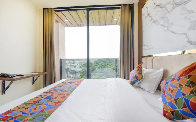 Fabhotel Blooming Beds Pearl