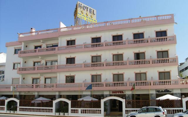 Boutique Hotel Marina S. Roque вид на фасад