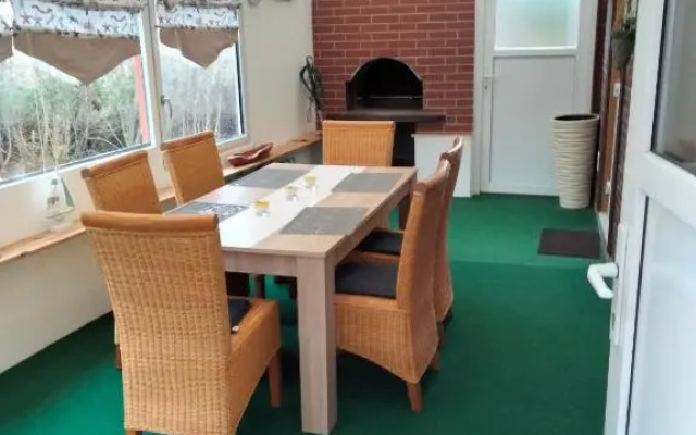 Bungalow