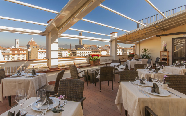 Отель B&B Hotel Firenze Pitti Palace al Ponte Vecchio