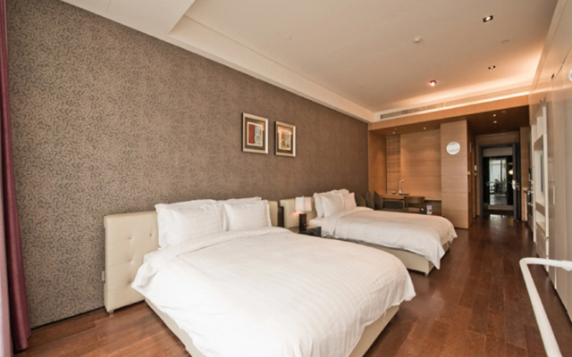 Grand Madison Qingdao Harbour-view Central（Former Qingdao Farglory Hotel）