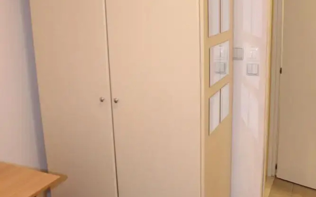 Studio Sleeps 2 With Free Parking
