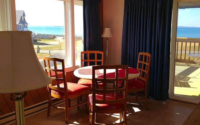 Mariner's Point Resort