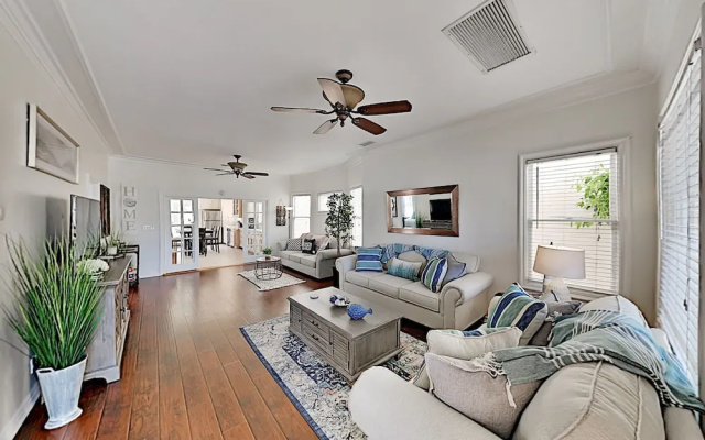 130wfigu 2 Bedroom Home