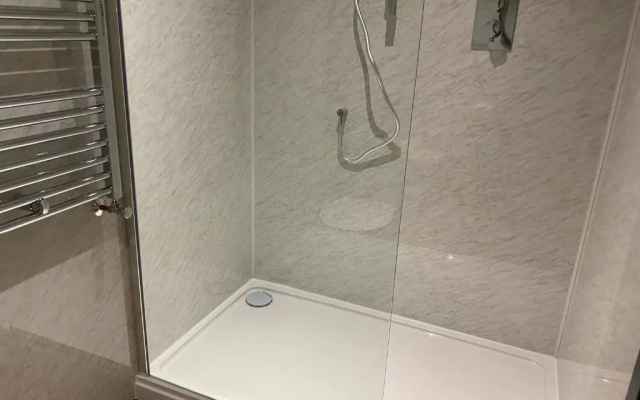 Holborn Apartment