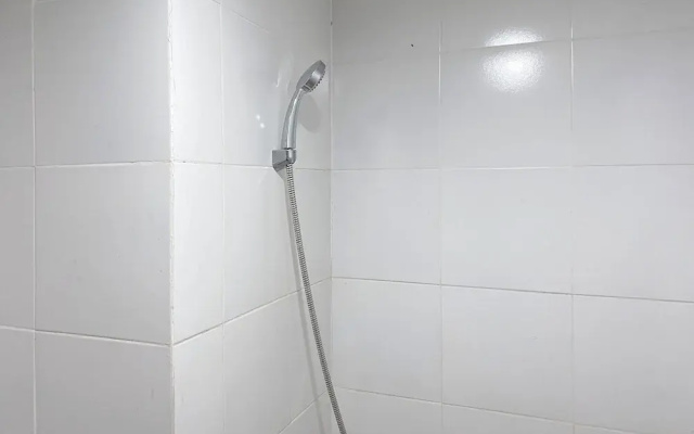 Best Choice 2Br At Apartment Vittoria Residence