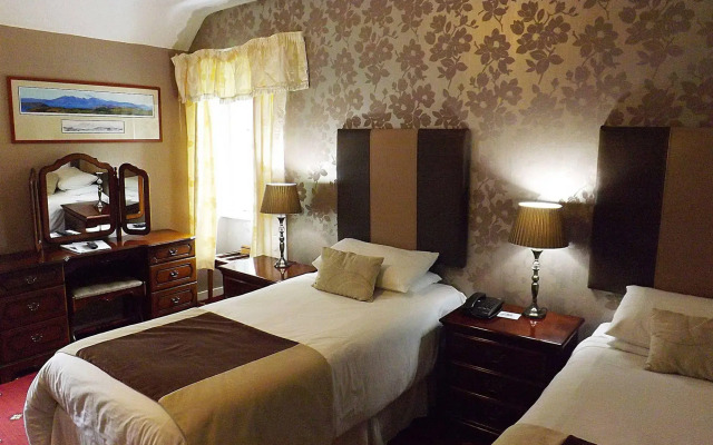 Cairndow Stagecoach Inn