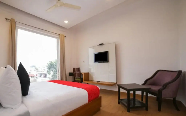 Hotel Tushar Elegant by OYO Rooms