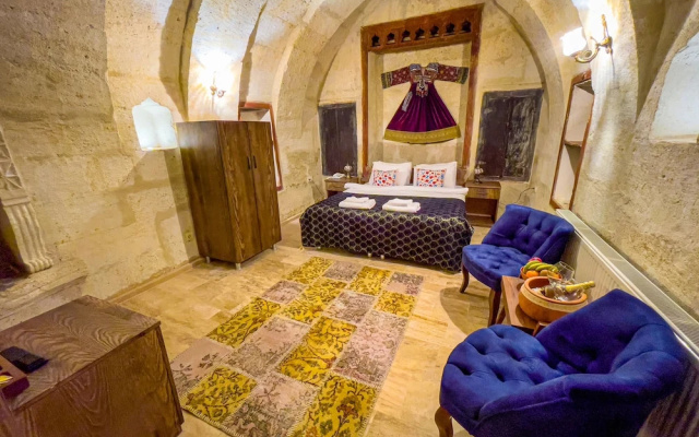 Heritage Cave Suites