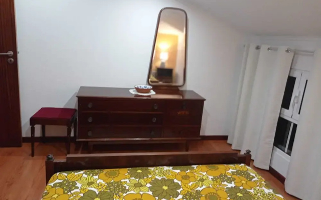 Charming 3-bed Apartment With sea & Mountain View