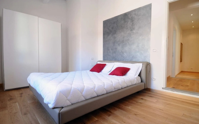 Apartment overlooking the Duomo, it seems to touch it