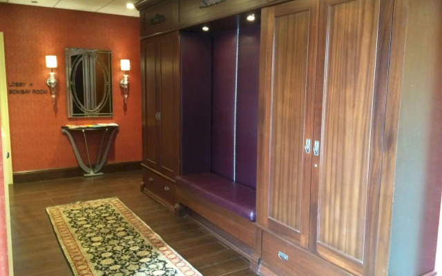 Chestnut Hill Hotel