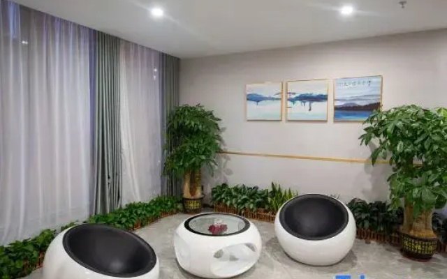 Runting Serviced Apartment (Datang Metro Station, Guangzhou)