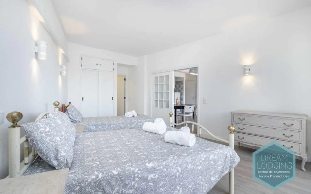 Artens 407 - Dream Lodging