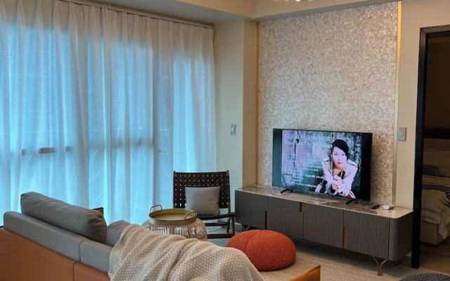 1BR Bayview Next to Okada Airports MOA