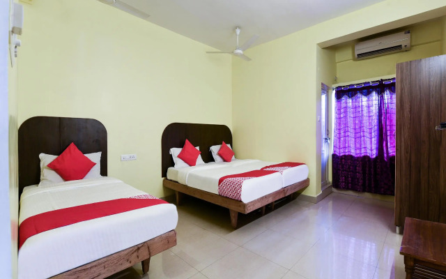 OYO 15011 Blue Homes