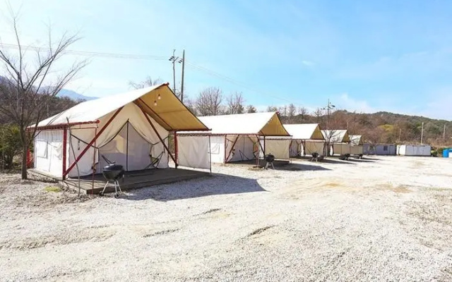 Weekon Glamping