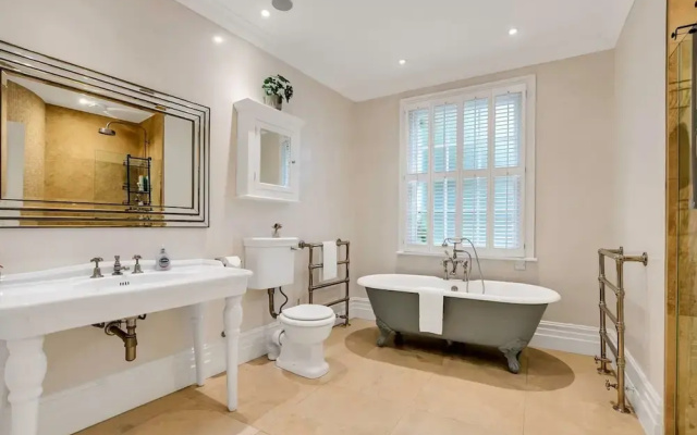 Belgravia Luxe 4bed Mews With Roof Terrace