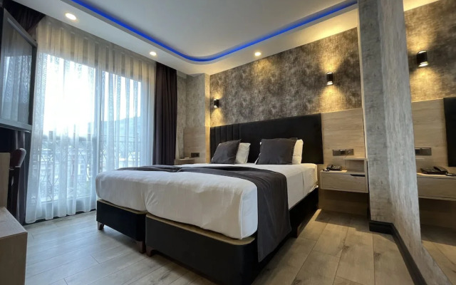 Avni Bey Otel