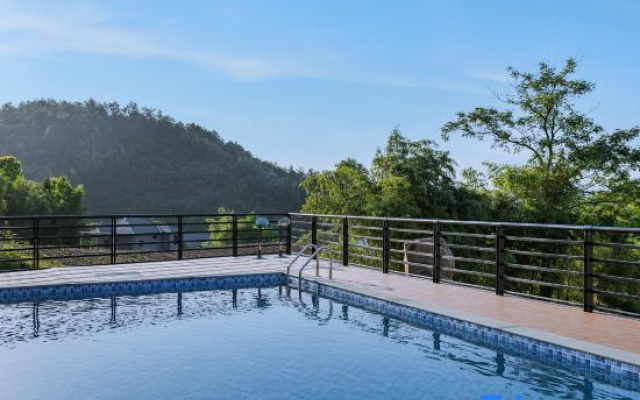 Bamboo Sea Villa & Starry Sky Pool · Parent-Child Vacation Guesthouse