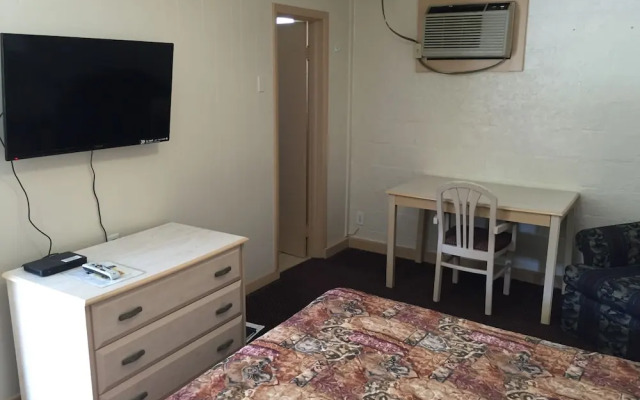 Withlacoochee Motel