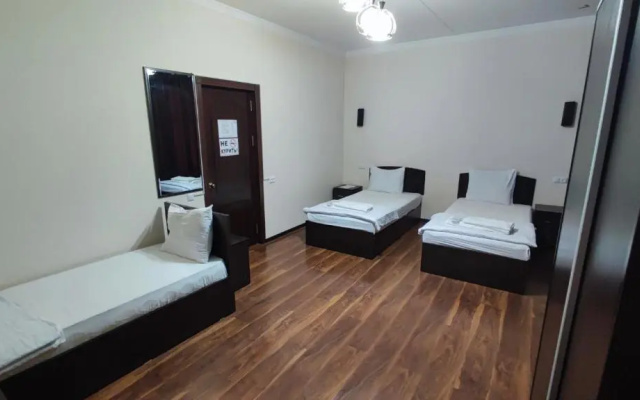 Buxoroyi Sharif Hotel
