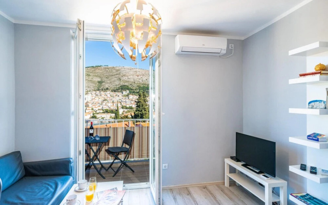 Awesome Apartment in Dubrovnik With 2 Bedrooms and Wifi