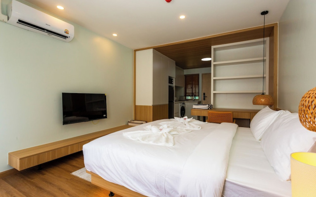 Prime Location 1BR New Condo C269