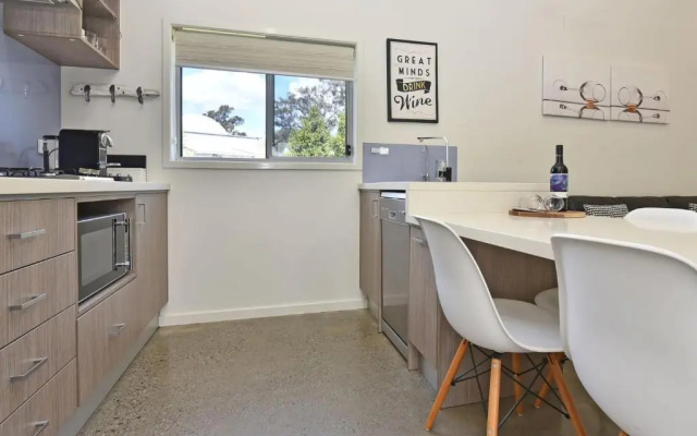 Ironbark Villa 6