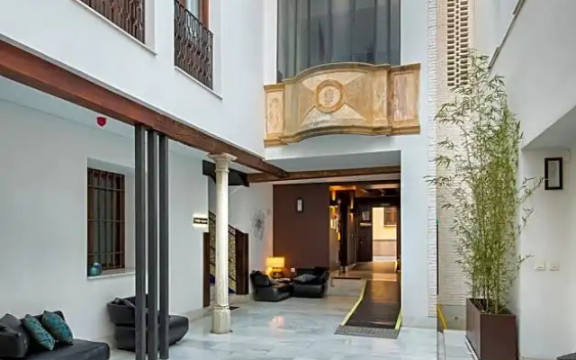 Elvira Suites